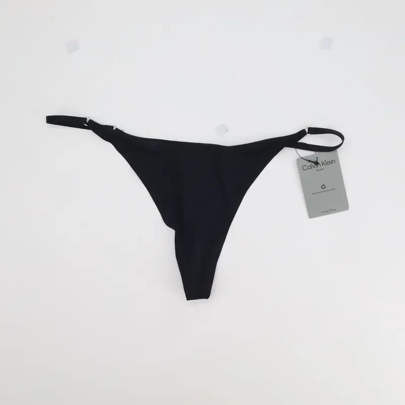 String Calvin Klein Noir