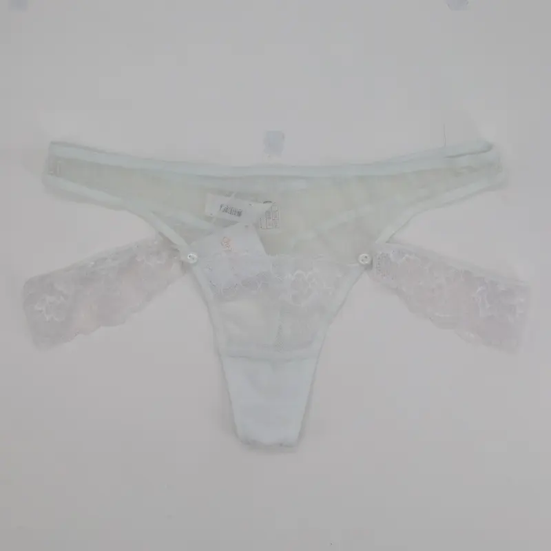 String Charlott' Blanc