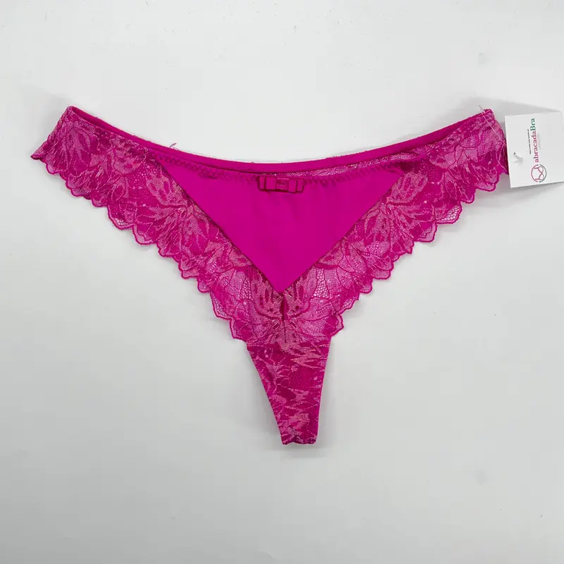 String Charlott' Rose