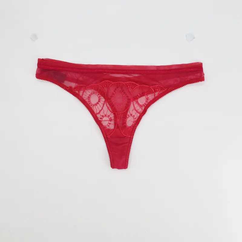 String Implicite Rose