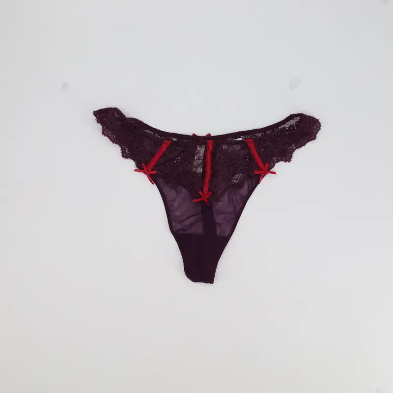 String RougeGorge Violet